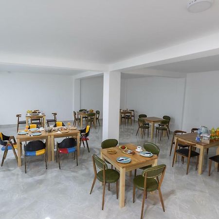 גבגלייה Premium Inn מראה חיצוני תמונה