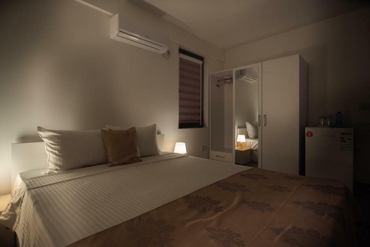 גבגלייה Premium Inn מראה חיצוני תמונה