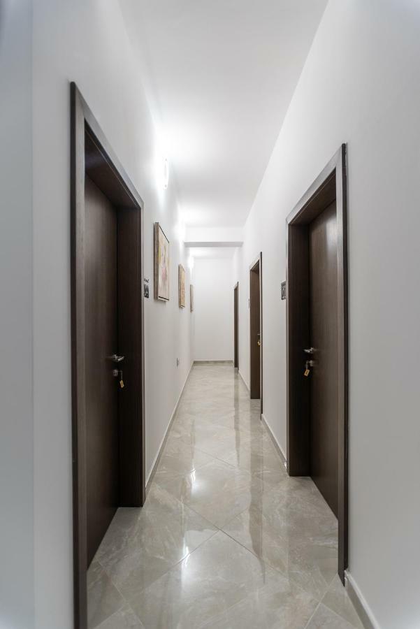 גבגלייה Premium Inn מראה חיצוני תמונה